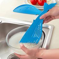 Braceus Kitchen Plastic Whale Shape Spoon Rice Washer Filter Strainer - Blue N4
