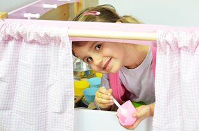 Kitchidy Rainbow Cupcake Liners - 12-pieces N7