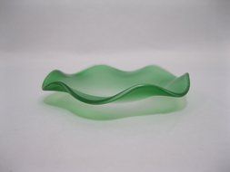 Variation Color Small 3.25" Replacement Wave Saucer Glass Dish for Electric Oil Burner (red matte) N5
