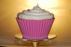 Bakers Delight: Silicone Baking Cups N2