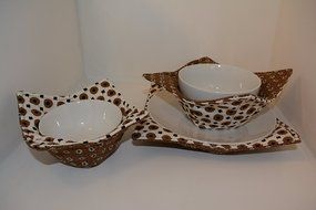 Microwave Bowl Cozies // Set of 3 // 1 Small Bowl Cozy // 1 Medium Bowl Cozy // 1 Dinner Plate Cozy // Funky Flowers N2