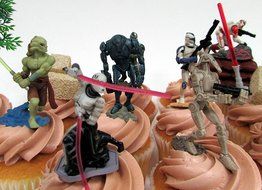 STAR WARS 14 Piece CUPCAKE Topper Set Featuring Storm Troopers, Soldiers, Kit Fisto and Asajj Ventress, Themed... N2