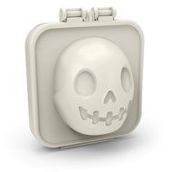 Fred &amp; Friends EGG-A-MATIC Skull Egg Mold N6