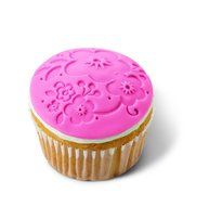 Wilton 2104-0057 14-Piece Cupcake Decorating Set, Hearts N3
