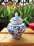 Ancient Blue and White Porcelain Tea Storage Helmet-shaped Temple Jar ( large size) N5