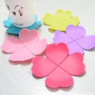 Voberry Pure Flower Clover Shaped Three-dimensional Anti-scald Silicone Coasters 1 Pc (pink) N13