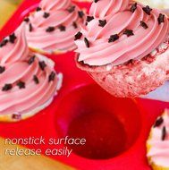 Docik Silicone Muffin Pan, BPA free Non Stick Heat Resistant Bakeware for Muffins, Cakes &amp; Cupcakes, 12 Cups Baking... N6