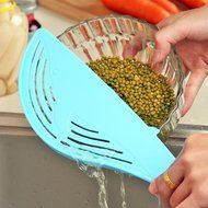 Braceus Kitchen Plastic Whale Shape Spoon Rice Washer Filter Strainer - Blue N14