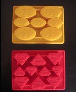 Batman and Superman Birthday Cake Pan silicone Candy chocolate Mold Tray Set