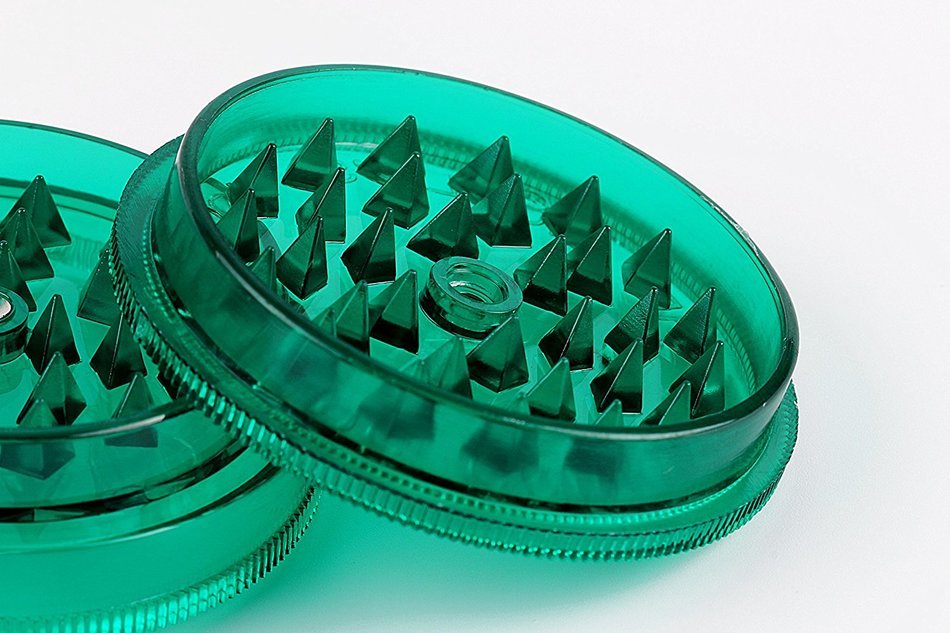 3-Part Acrylic Grinder with Magnet Solid Colored Cover (Green) N16