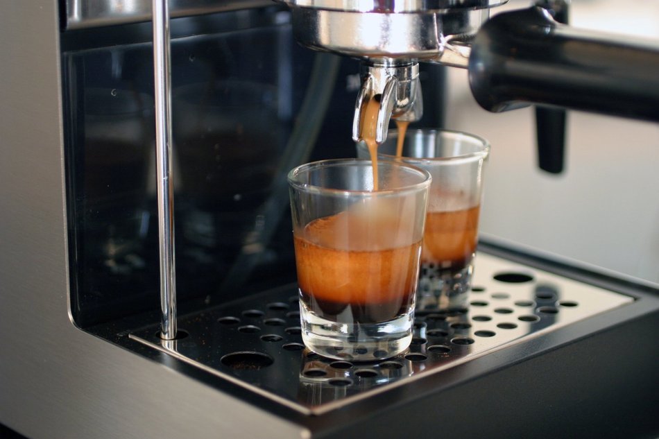 Gaggia 14101 Classic Espresso Machine, Brushed Stainless Steel N4