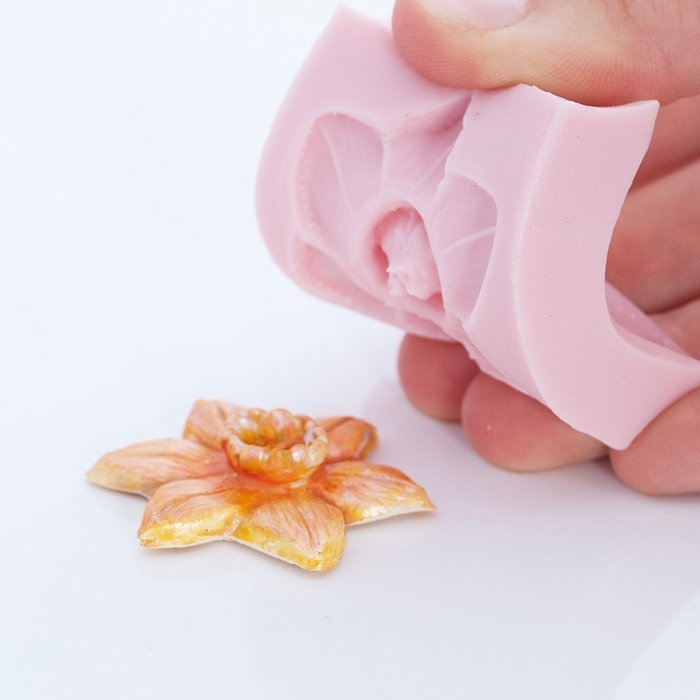 Daffodil Flower Silicone Mold Food Safe Fondant, Chocolate, Candy, Resin, Polymer Clay, Jewelry, Craft Mold. Flexible... N5