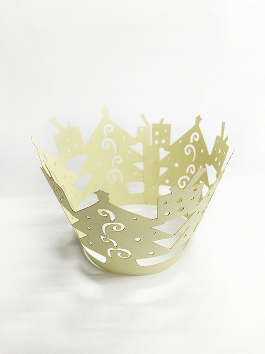 HUAL Cupcake Wrappers 50 Filigree Artistic Bake Cake Paper Cups Christmas tree Lace Laser Cut Liner Baking Cup... N7