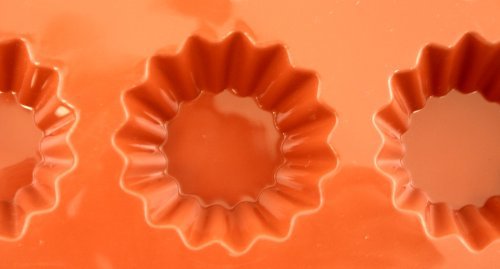 World Cuisine Non-Stick Silicone Mold, Tartlet, Fluted N3