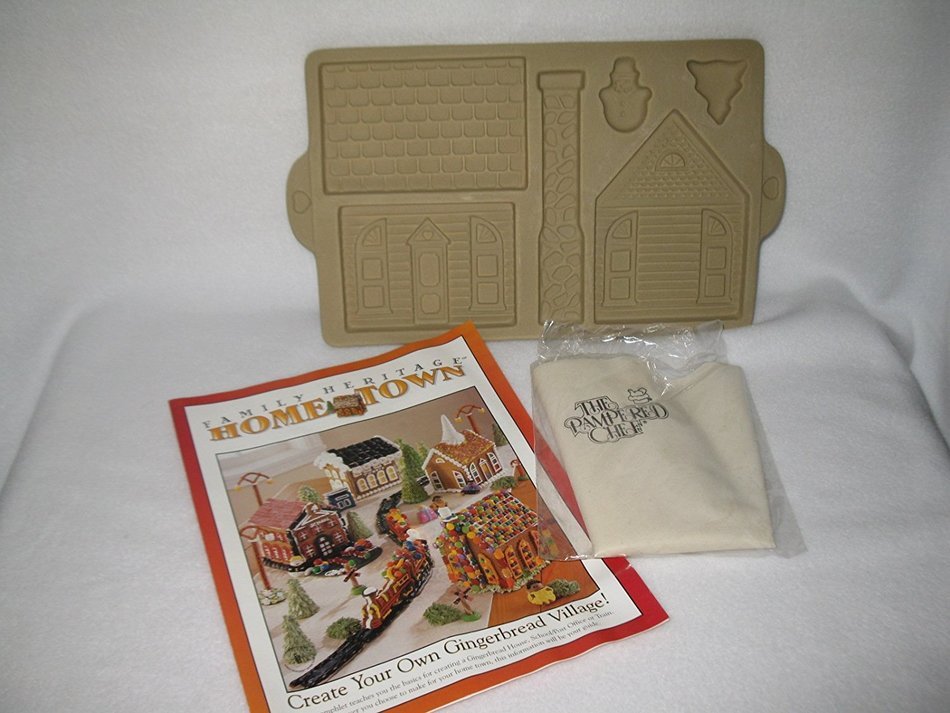 Pampered Chef Stoneware Gingerbread House Kit N2