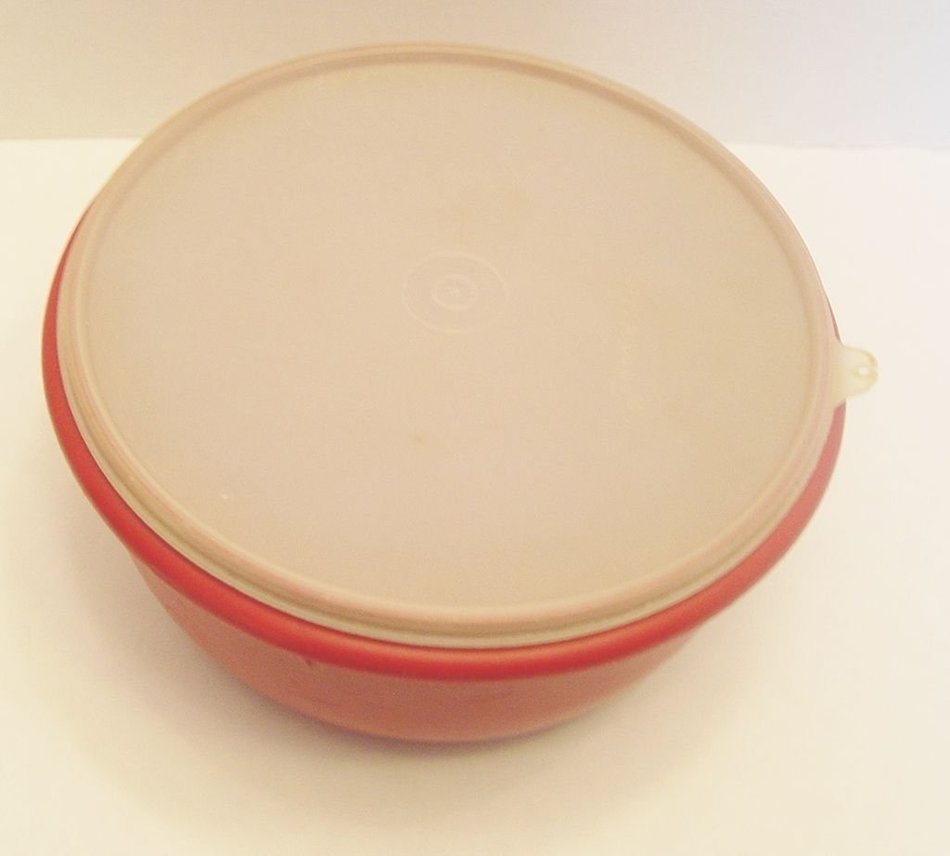 Vintage Tupperware Red Mixing Bowl 12 Cups #272 N2