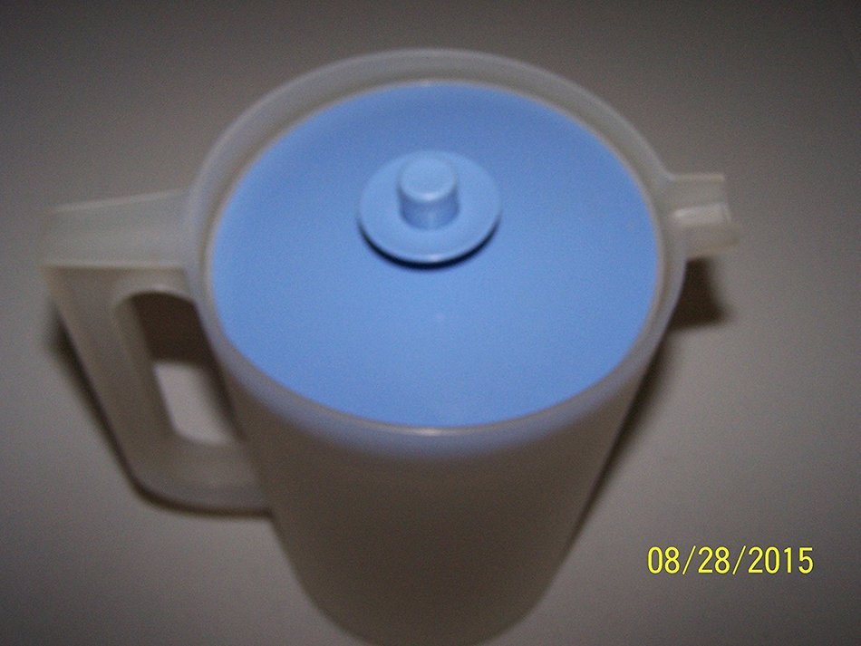 Tupperware 2qt. Pitcher Frosty Orange Peel Sheer with Country Blue Push Button Top N2
