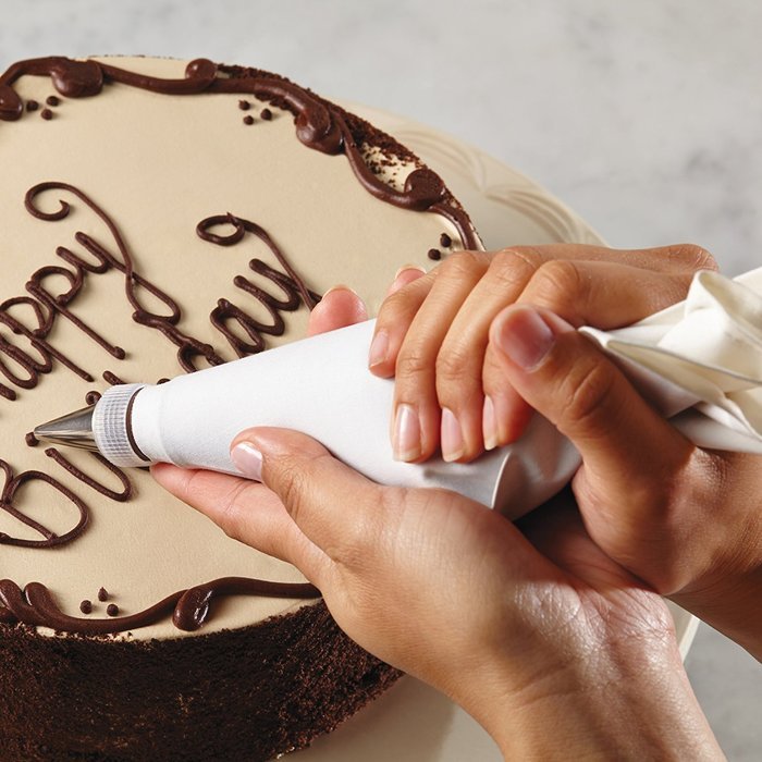 Cake Boss Decorating Tools 2-Piece Cotton Icing Bag Set, Cream N7
