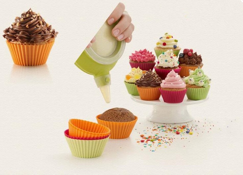 26-Pack Reusable Silicone Baking Cups Cake Molds (26) N2