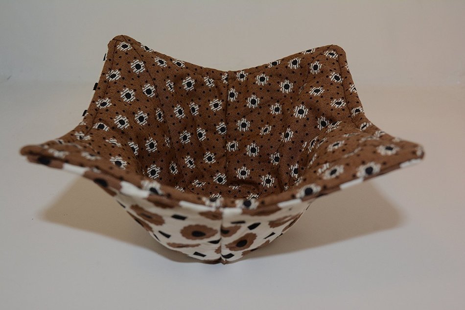 Microwave Bowl Cozies // Set of 3 // 1 Small Bowl Cozy // 1 Medium Bowl Cozy // 1 Dinner Plate Cozy // Funky Flowers N3
