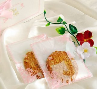 ONOR-Tech 100 PCS Lovely Cute Bowknot OPP Self Adhesive Cookie Bakery Candy Biscuit Roasting Treat Gift DIY Plastic... N60