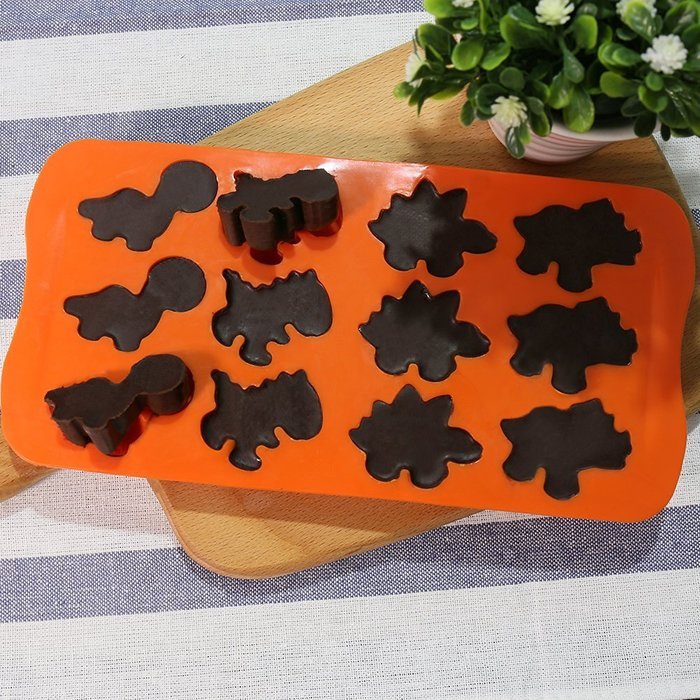 Candy Making Molds, 2PCS YYP [12 Cavity Dinosaur Shape Mold] Silicone Candy Molds for Home Baking - Reusable Silicone... N3