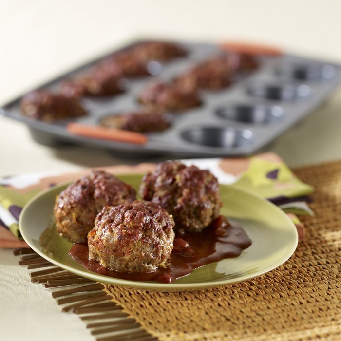 Rachael Ray Oven Lovin' Non-Stick 12-Cup Muffin and Cupcake Pan, Orange N5
