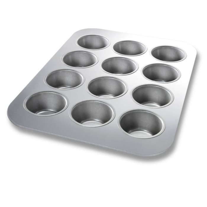 Chicago Metallic Bakeware Aluminized Steel Glazed Cupcake / Muffin Pan