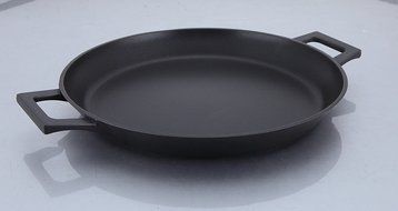 Uniware Top Quality Best Germany 3 Layer Non-stick Casting Aluminum Paella Pan, Induction Compatible Bottom, (...