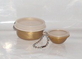 Tupperware Smidget Tiny Treasure Mini Bowl and Matching Wonderlier Bowl Keychain in Gold N2