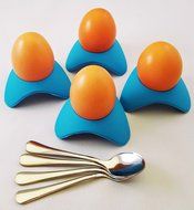 Tea Infuser with Stylish Three Leaf Silicone Handle and Stainless Steel Strainer Ball Filter includes Drip Tray... N36