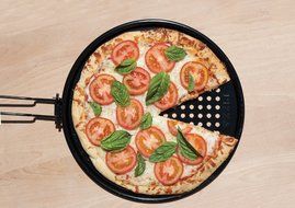 Charcoal Companion Non-Stick 12.75-inch Pizza Grilling Pan
