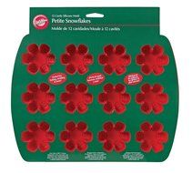 Wilton 12 Cavity Silicone Snowflake Mold Pan