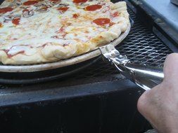Pizza Grill &amp; BBQ Kit - 5-Piece Outdoor Set N2