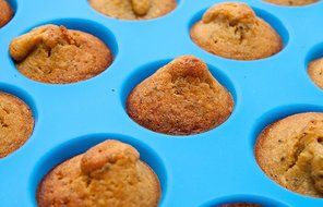 Silicone Mini Muffin &amp; Cupcake Pan - 24 Cups Pink Mold &amp; Baking Tray- Reusable, Non-Stick Bakeware - Heat Resistant... N5