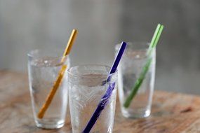 Hummingbird Glass Straws with Cleaning Brush (2 Pack), 8" x 9.5mm, Blue N17