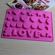 Y&amp;XL&amp;H Bakeware Silicone LOVE Baking Molds for Chocolate (Random Colors) N3