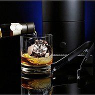 Sher 3D Large Diamond Plastic Ice Cube Mold Diamond Crystal Cube Freezer Ice Frozen Mold(Random Color) N5