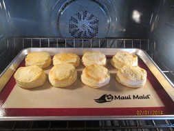 Best Silicone Baking Mat-Liner- Use in Half Bake Sheet - Pans - Rack &ndash; Use for Cookies - Sticky Pastries - Veggies... N4