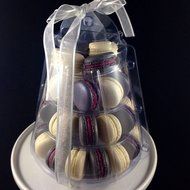 4 Tier Round Macaron Take Away Tower to Hold 35 Macarons N4