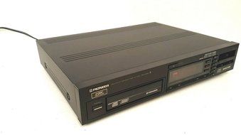 Pioneer PD-M40 6 Disc Multi Player Compact Disc Changer Player N2