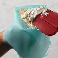 EKIND Reusable Silicon Cake Pastry Bag Cream Icing Piping Bag Cake Decorating Bags Tools Set (3 size in 1) N15