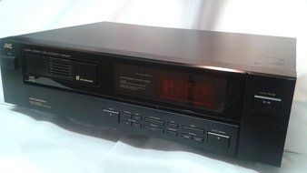 Vintage JVC XL-M301BK Automatic Compact Disc Changer with Ejectable Magazine CD Player Manufactured in Japan 1989 N4