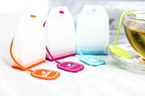 Casatii Genuine Premium Silicone Reusable Tea Bag Infuser Strainer (4 Pack Set) N5