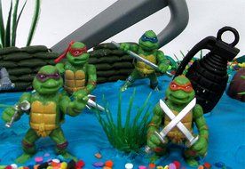 Teenage Mutant Ninja Turtles 17 Piece Birthday Cake Topper Set Featuring Sensei Splinter, Donatello, Leonardo,... N7