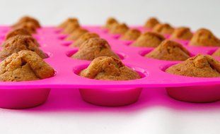 Silicone Mini Muffin &amp; Cupcake Pan - 24 Cups Pink Mold &amp; Baking Tray- Reusable, Non-Stick Bakeware - Heat Resistant... N13
