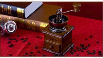 ChezMax Vintage Wooden Manual Grinder, Brown N8