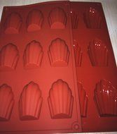 Non Stick 9 Holes French Madeleine Cake Tin shell chololate cookie mould candy mold ice cube tray
