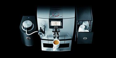 Jura Impressa J9 One Touch TFT Automatic Coffee Center, Chrome N7