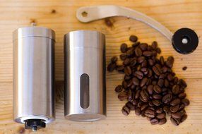 Best Consistent Grind Manual Ceramic Burr Coffee Grinder Stainless Steel With Adjustable Ceramic Burr For Precise... N5